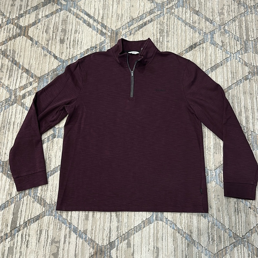 Calvin Klein • plum performance 1/4 zip